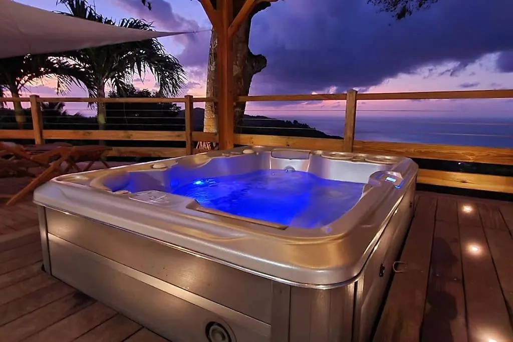 Apartment A Perle De Vue - Appartement De Charme Piscine & Spa Avec Vues Mer & Foret Deshaies Guadeloupe
